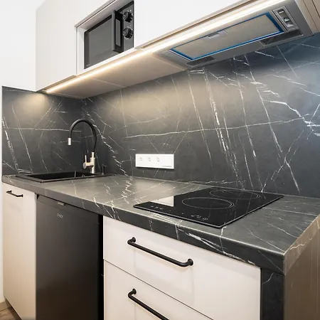 Apartment Airport-bus - 13 North - Comfort 7