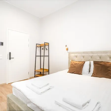 Airport-bus - 13 North - Comfort 7 Apartment Tallinn